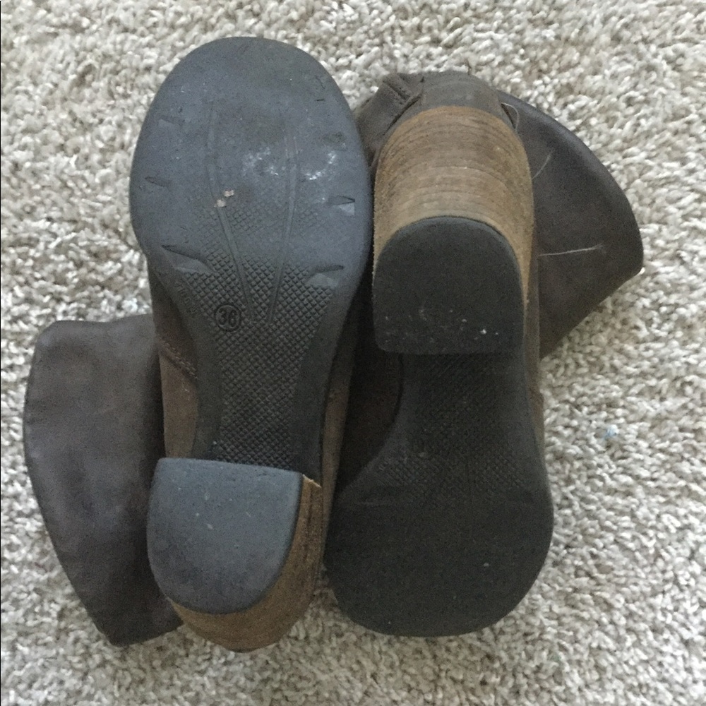 Leather Booties with 2 Buckles - Picture 3 of 8